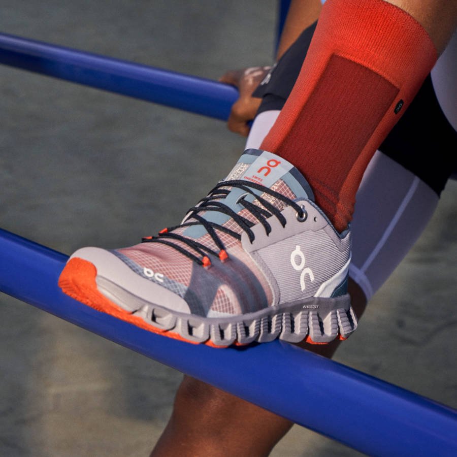 On Cloud X Shift Grey / Red | SN-ON28295