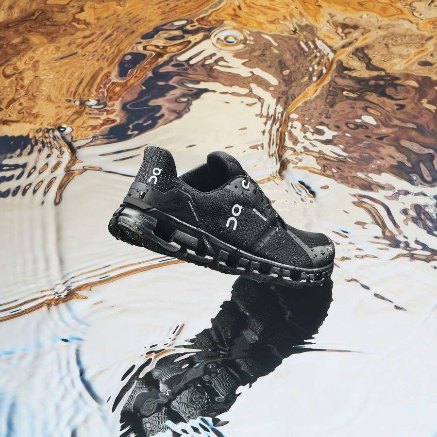 On Cloudflyer Waterproof 2 Black | SN-ON28168
