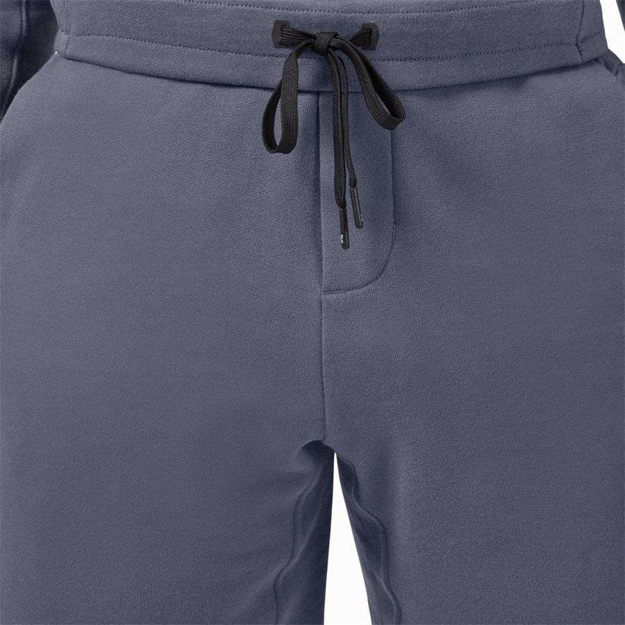 On Sweat Dark | SN-ON29120